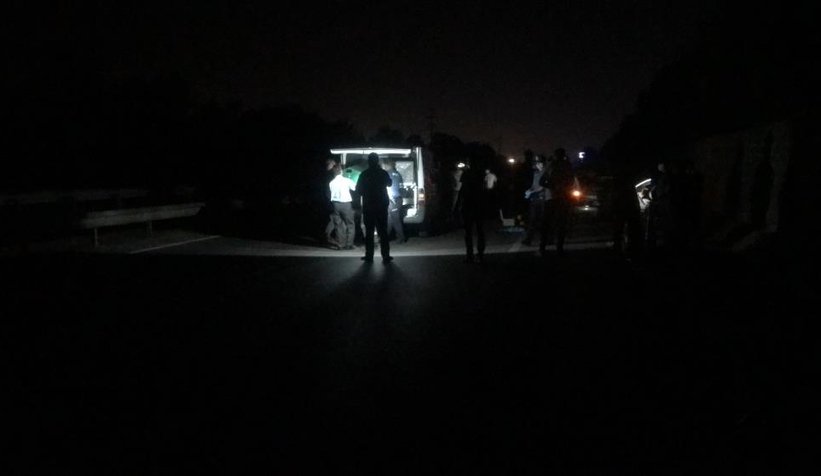 D-100'de silahla vurulmuş erkek cesedi bulundu