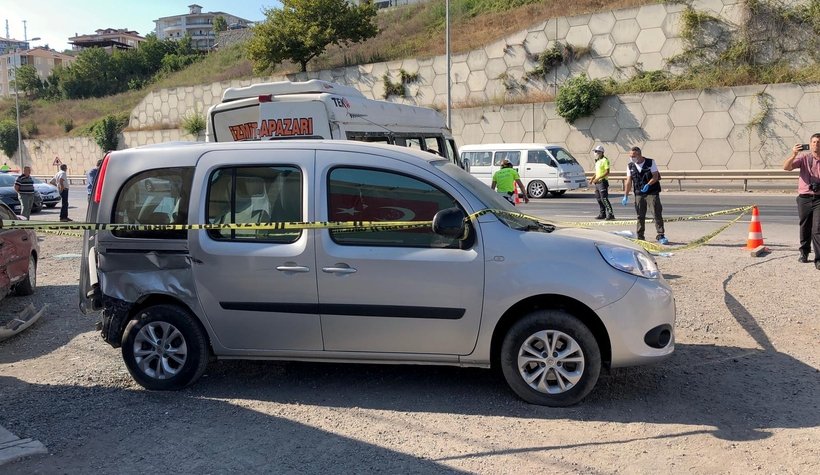 D-100'de zincirleme kaza, yaralılar var