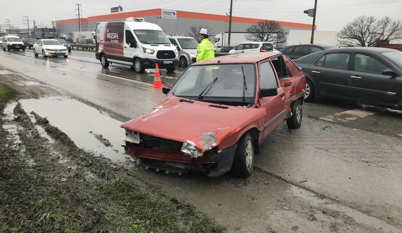 D-100'de zincirleme kaza