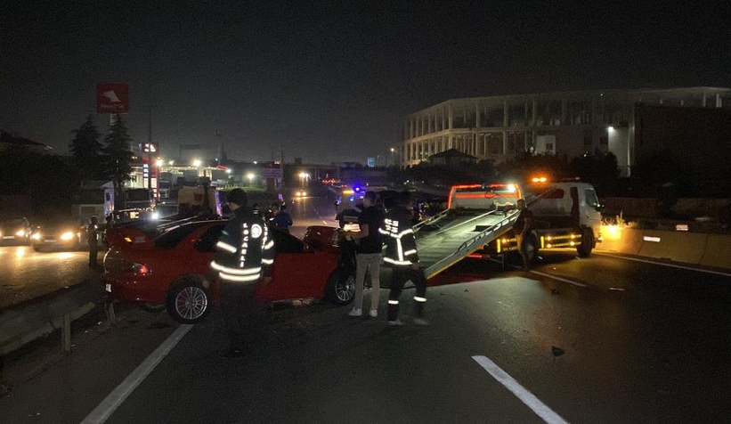 D-100'de zincirleme kaza