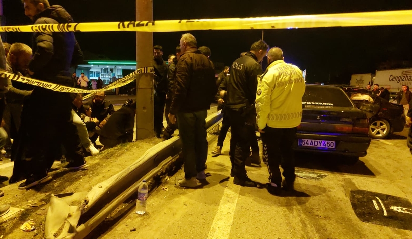 d-100-karayolunda-korkunc-kaza-1-olu-3-yaraliedzes0vnd0