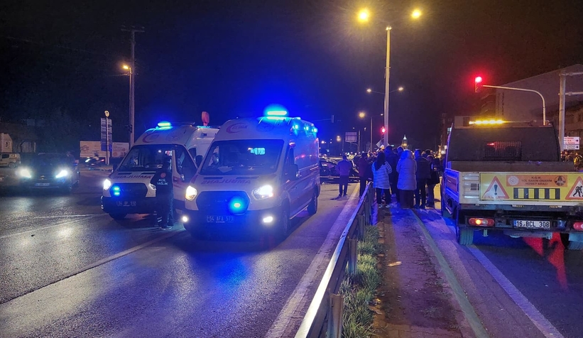 d-100-karayolunda-korkunc-kaza-1-olu-3-yaraliedzes0vnd0