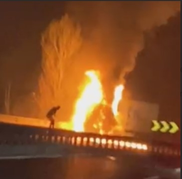 D-650'de tır alevlere teslim oldu