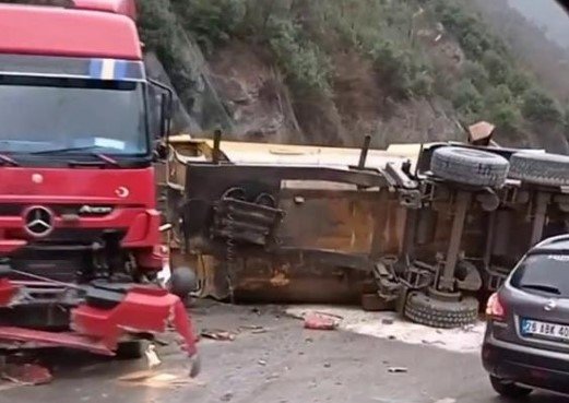 D-650 savaş alanına döndü