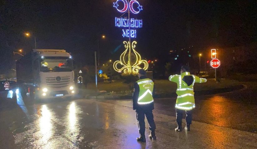 D-655 karayolu heyelan nedeniyle kapatıldı