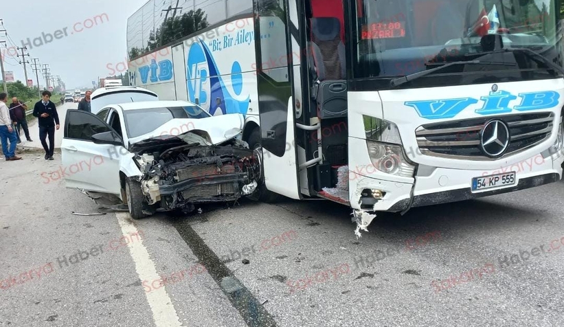 d100-de-kaza-bariyerlere-ve-iki-araca-carparak-durabildi-1-yaraliawtrmg4zc1