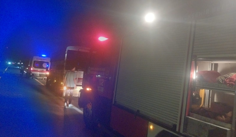 D140'ta Şarampole Uçan Otomobilde Aile Dehşeti! 3 Kişi Yaralandı