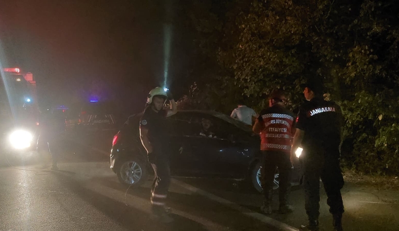 D140'ta Şarampole Uçan Otomobilde Aile Dehşeti! 3 Kişi Yaralandı