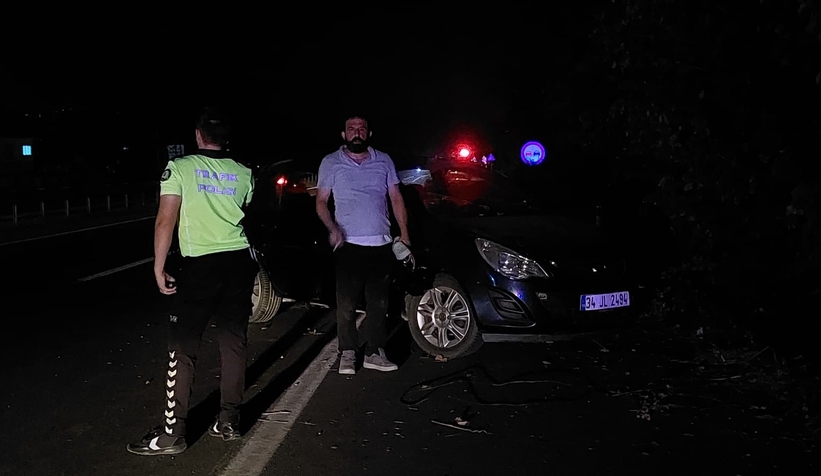 D140'ta Şarampole Uçan Otomobilde Aile Dehşeti! 3 Kişi Yaralandı