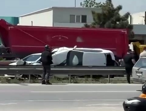 D650'de Korkutan Kaza kazazedelerin yardımına koştular