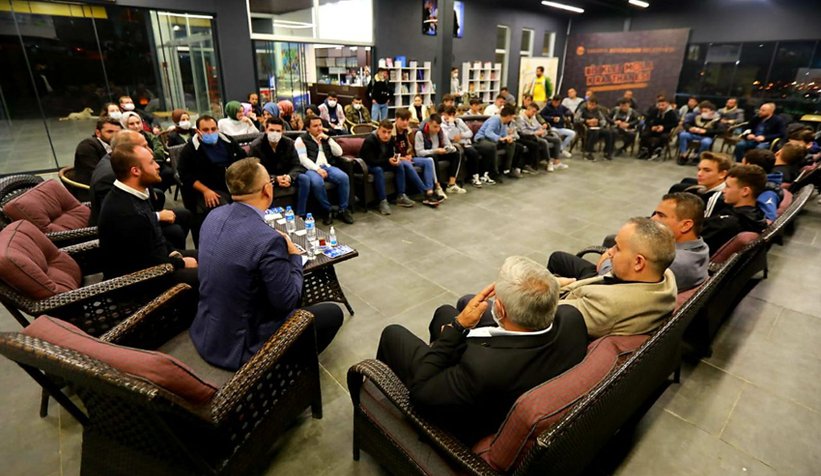 Daha Aydınlık Yarınlara gençlerle yürüyoruz