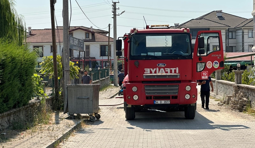Dairede çıkan yangın paniğe neden oldu