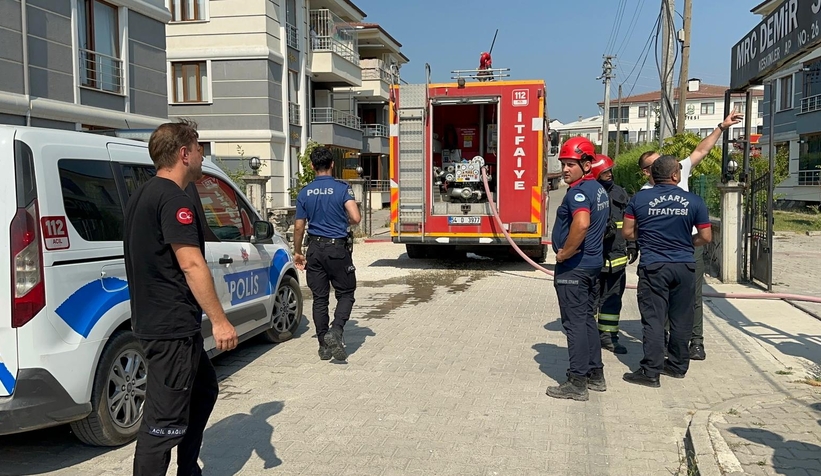 Dairede çıkan yangın paniğe neden oldu