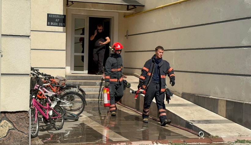 Dairede çıkan yangın paniğe neden oldu