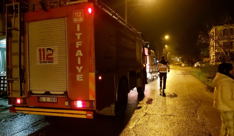 dairede-korku-dolu-anlar-yanginda-1-bebek-hafif-yaralandi-digeri-dumandan-etkilendiqwzizwvwdg