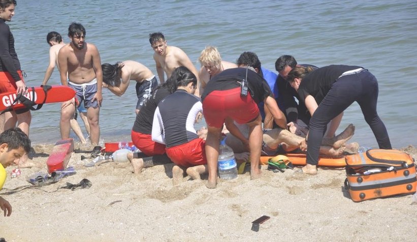 Dalgalara kapılanları böyle kurtardılar