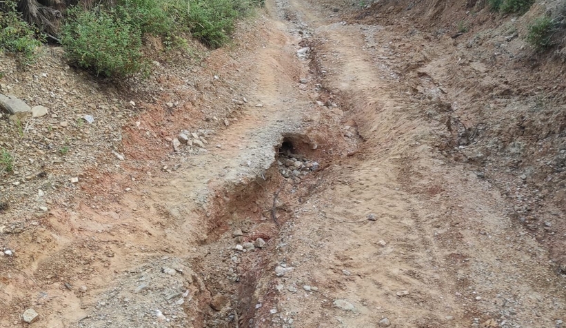 dedeler-de-vatandasin-yol-tepkisi-dev-yariklar-olustul0tbk29pnt