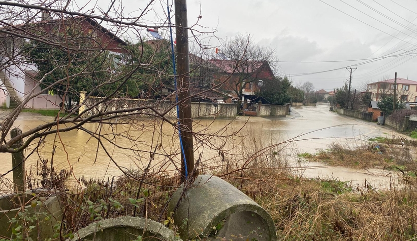 defalarca-sikayet-yapilan-kanal-yasli-adami-canindan-ettis09xdxbzvt