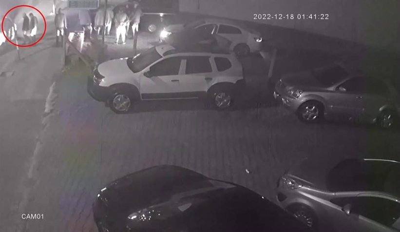 Dehşet anları; Ölesiye darp edildiler