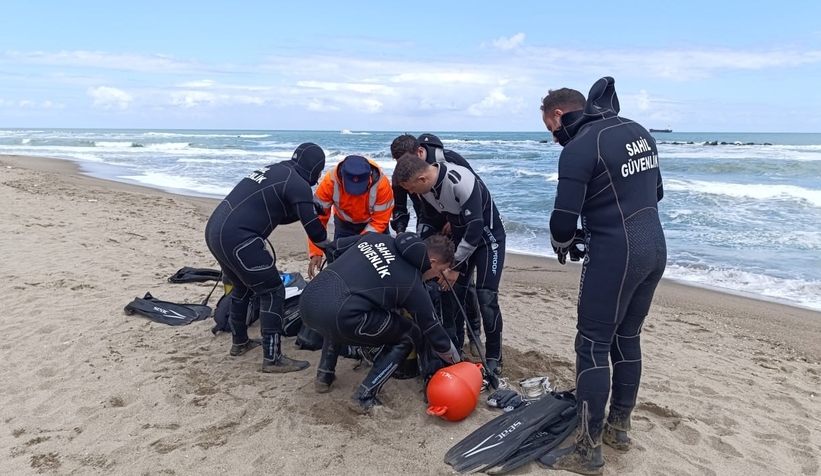 Denizde kaybolan Burak Emre'yi arama çalışmaları sürüyor