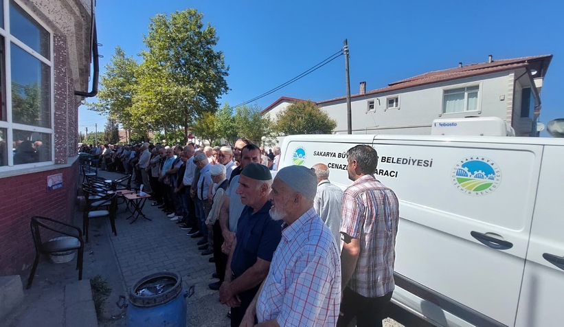 Denizde yüzerken fenalaşıp ölmüştü, toprağa verildi