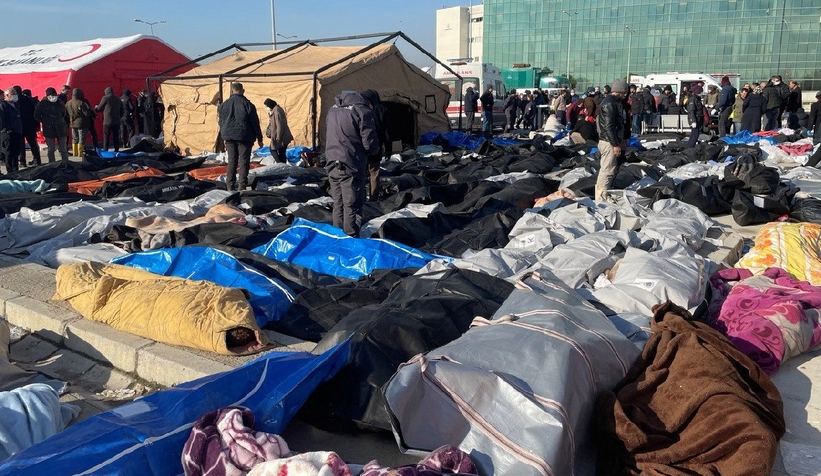 Deprem bölgelerinden yürek yakan fotoğraflar