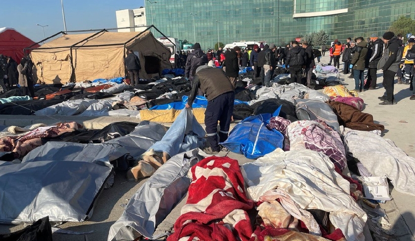 Deprem bölgelerinden yürek yakan fotoğraflar