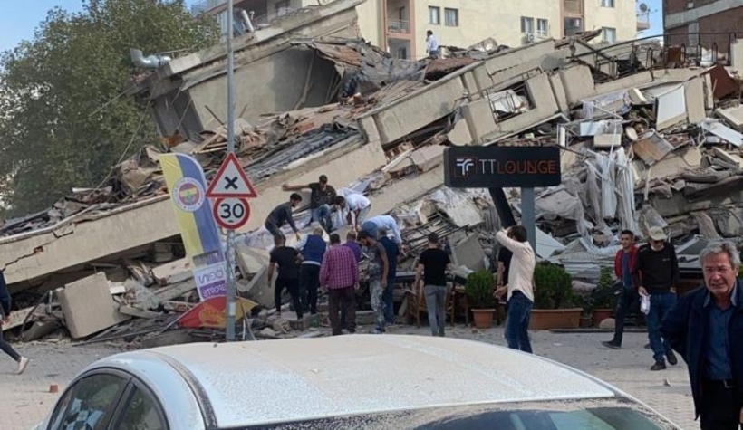 deprem-sonrasi-korkutan-goruntuler-coken-binalar-varbvbxcmzdox
