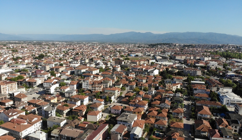 depremde-ailesini-kaybetti-sergiyle-vatandaslari-bilinclendiriyormfdgu2xyz2