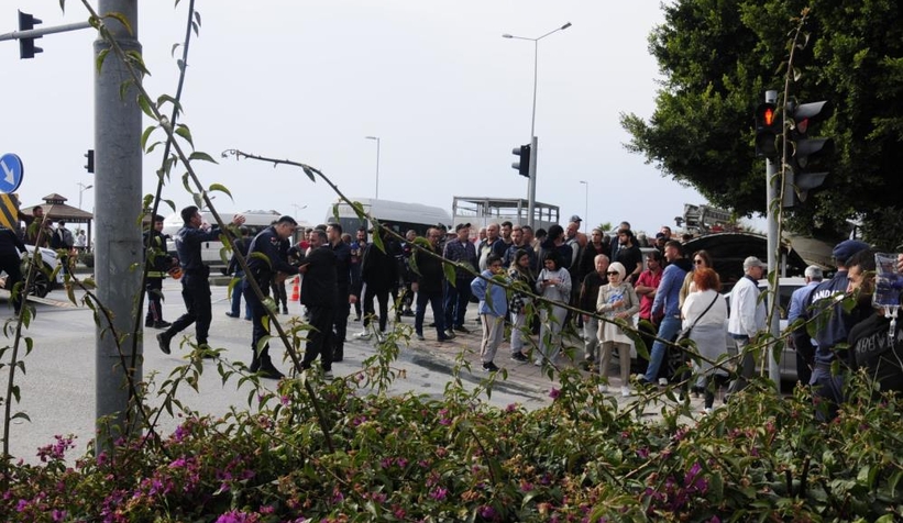 Depremden kurtuldular, feci kazada can verdiler: 3 ölü, 4 yaralı