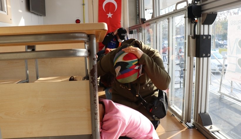 Depremi işte böyle yaşadılar