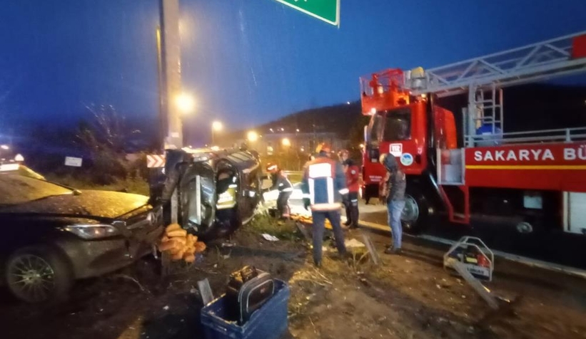 depremzede-yakinlarina-giderken-kaza-yaptilarbldgvdhxu2