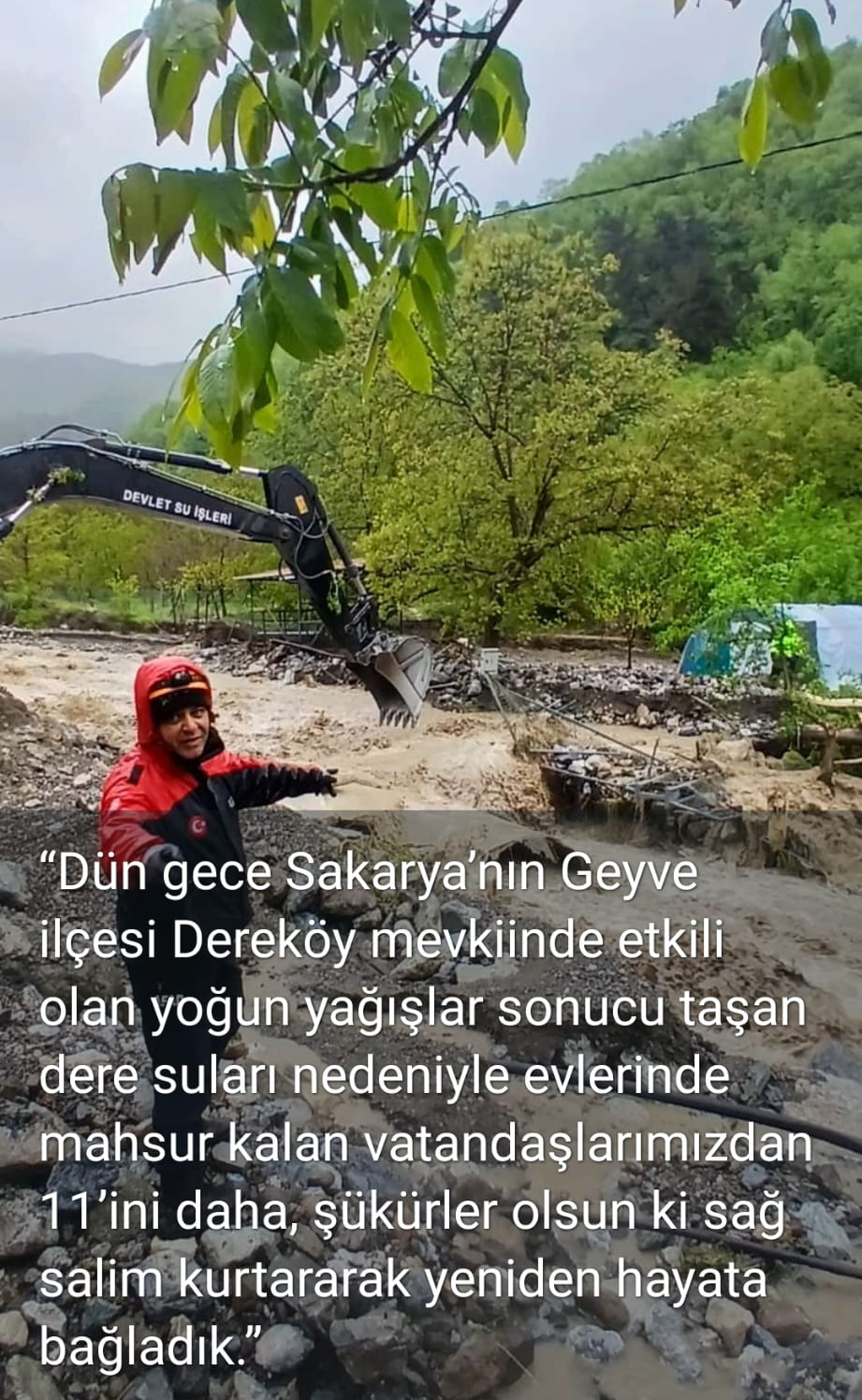 Dere taştı, mahsur kalan 11 kişi AFAD ekiplerince kurtarıldı