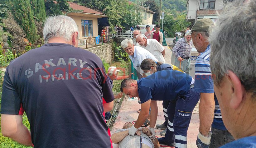 Dereye düşen işçiyi itfaiye kurtardı