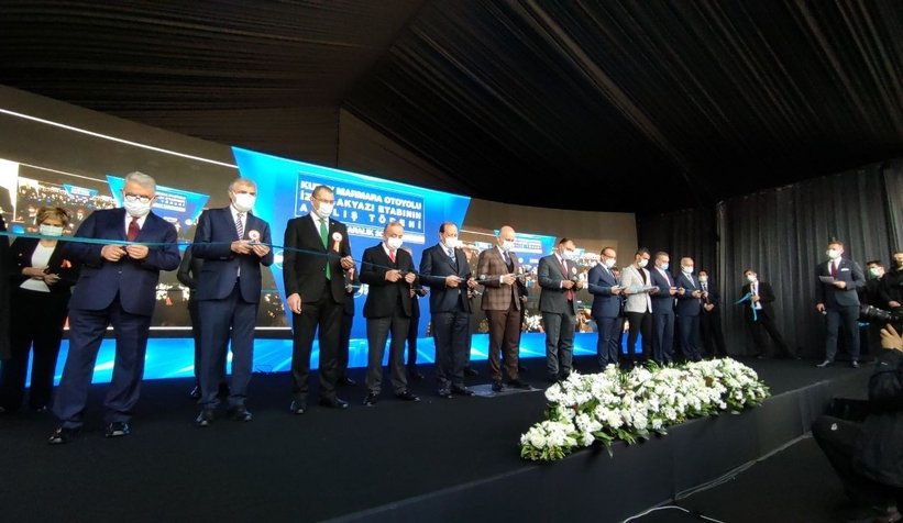 Cumhurbaşkanı, otoyolun Akyazı-İzmit kesimini açtı