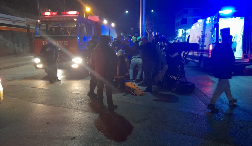 Devrilen UTV altında sıkıştılar !