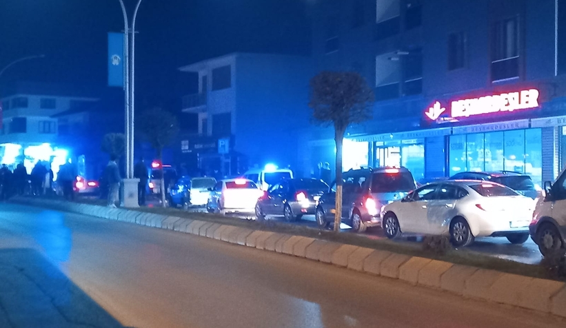 Devrilen UTV altında sıkıştılar !