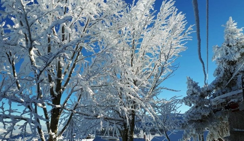 Dikmen Yaylası'nda kar kalınlığı yarım metreyi buldu