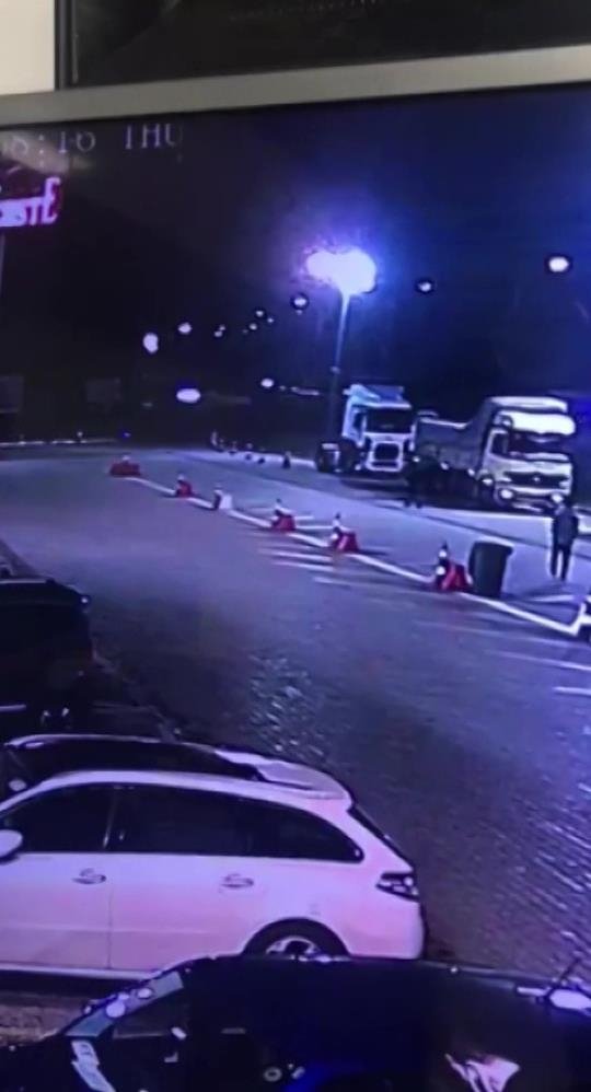 Dinlenme tesisinde 4 bin Euro ile sır oldu