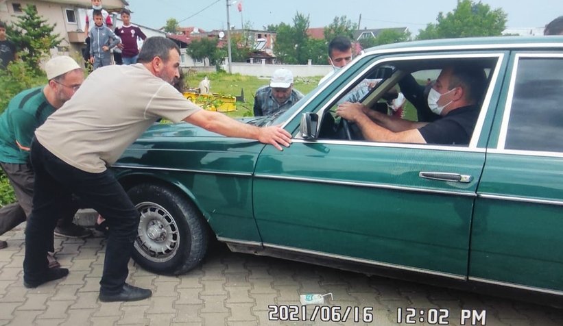 Direksiyon başında kalp krizi geçirdi, kurtarılamadı