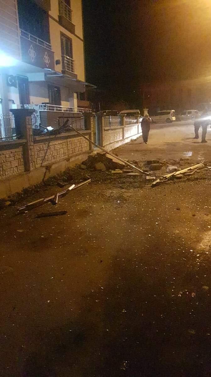 Doğalgaz bomba gibi patladı; daire yerle bir oldu