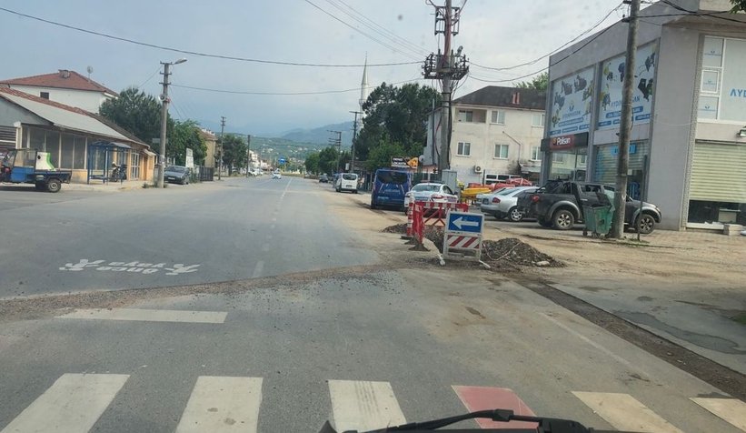 Doğalgaz geldi, kaymak gibi asfalt kesiliyor