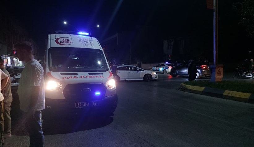 Doktor ve ambulans sürücüsü yardıma koştu