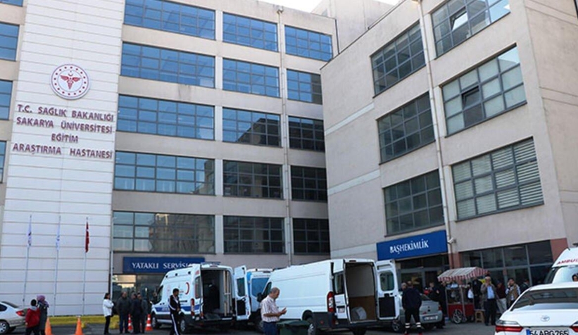 Doktorla tartıştı, araya giren ebe ve hemşireyi darp etti