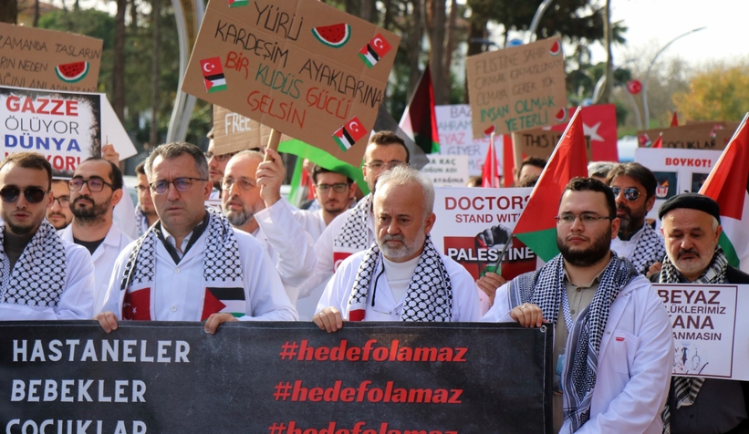 doktorlar-sessiz-yuruyus-ile-israili-kinadinekysyt6wl
