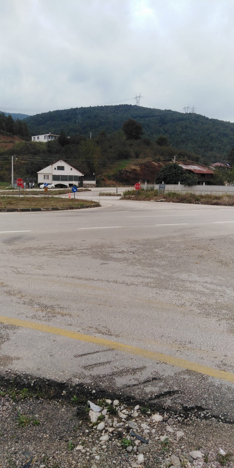 dokurcun-yolunda-kaza-3-yaraliew5paxkzm0