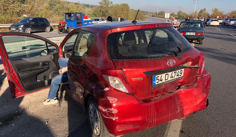 Dokurcun yolunda kaza; Yaralılar var