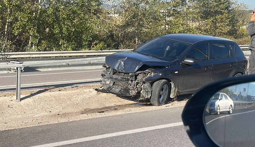 Dokurcun yolunda kaza; Yaralılar var