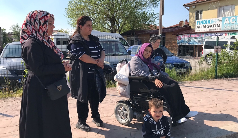 Dolmuşlar engelli kadını almadı