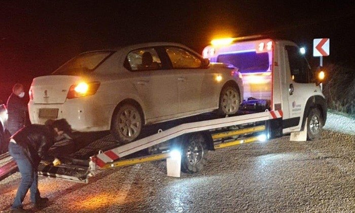 Domuza çarptı, yolda kaldı